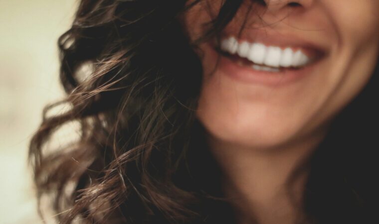 Souriez sans crainte : L’importance cruciale de consulter un dentiste régulièrement